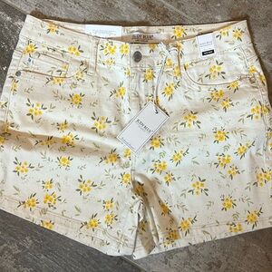 Cream floral shorts